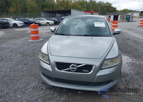 2011 Volvo S40 T5/T5 R-Design из США, поврежденный, VIN YV1672MS3B2535581